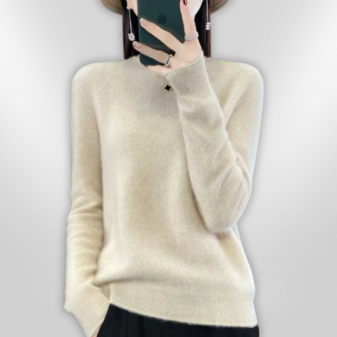 LUNA | Soft Knitted Sweater