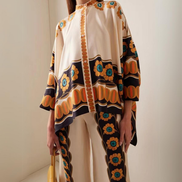 Daphne™ Relaxed Two-Piece Spring Set