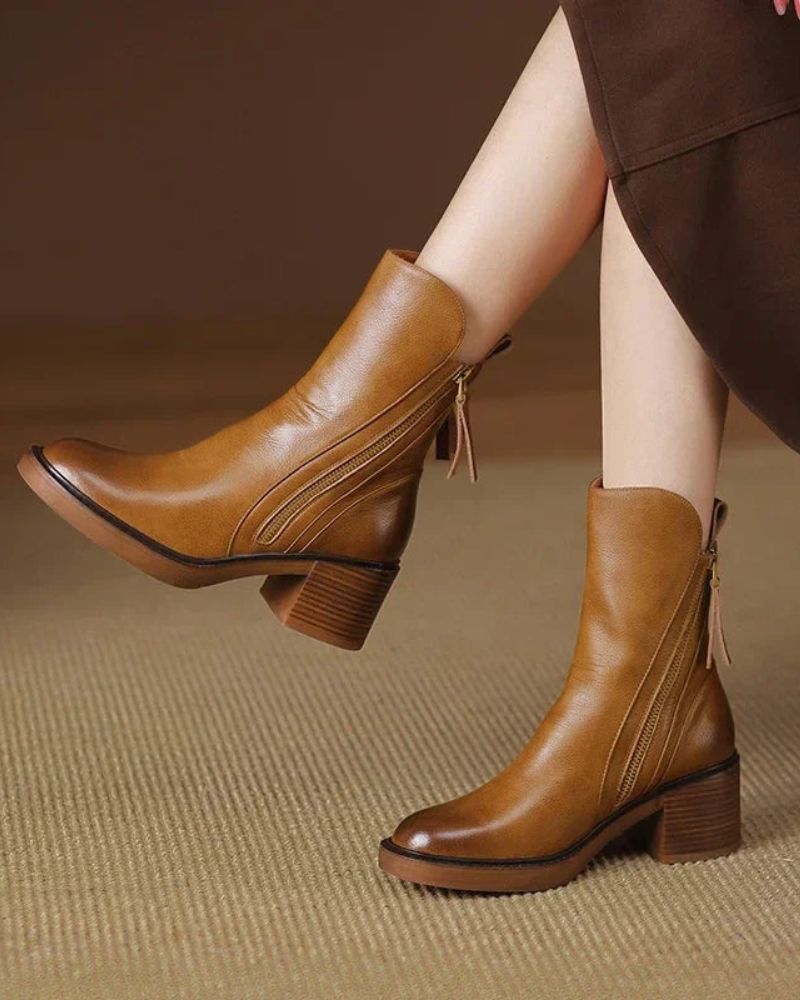 Elina – Leather Ankle Boots