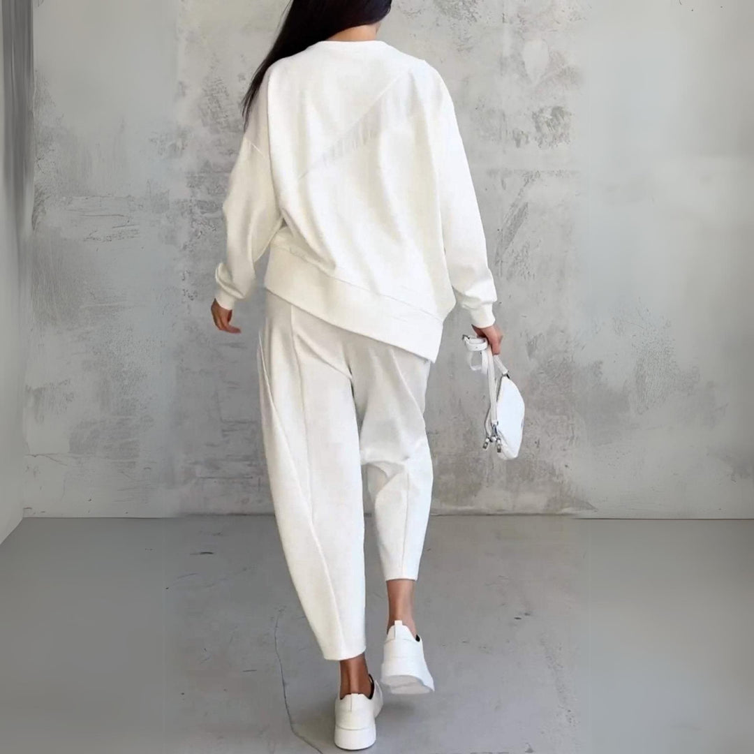 Amanda™ | Comfortable two-piece set with round neckline