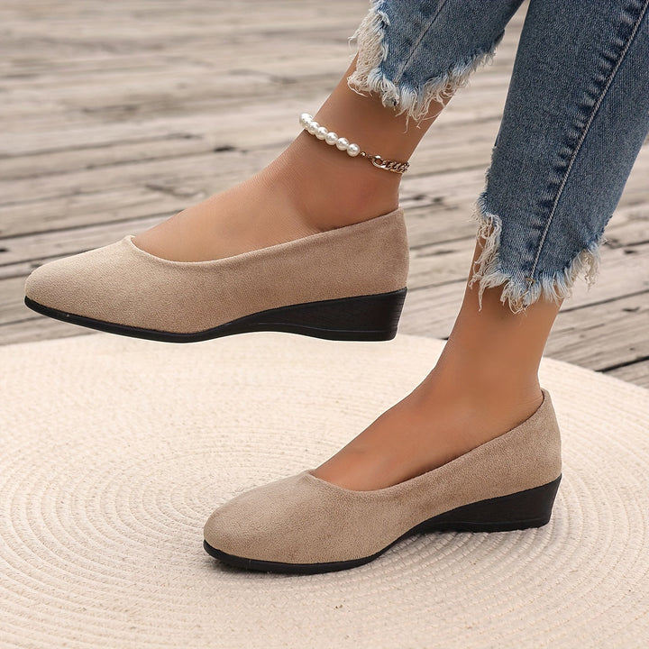 Eliane – Comfortable Ballet Flats with Wedge Heel