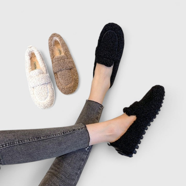 Valeria | Warm Slippers with Elegant Design