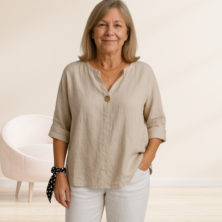 Jasmine's | Effortless V-Neck Blouse