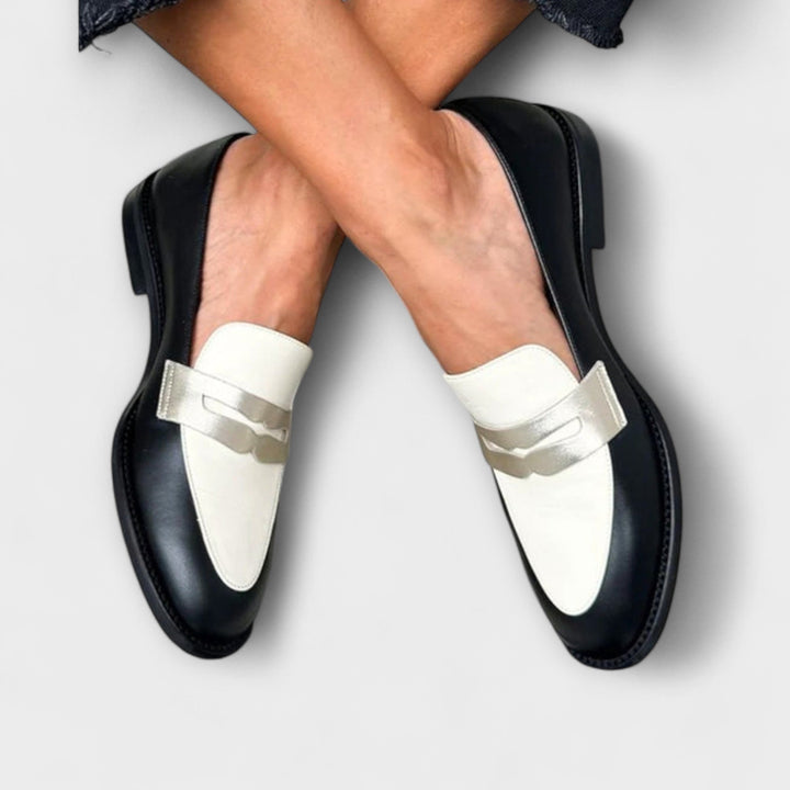 Isabella – Black Loafers with a Touch of Metallic Elegance