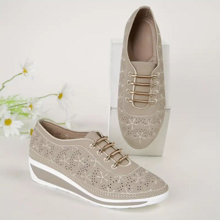 Casual low top wedge orthopedic sneakers